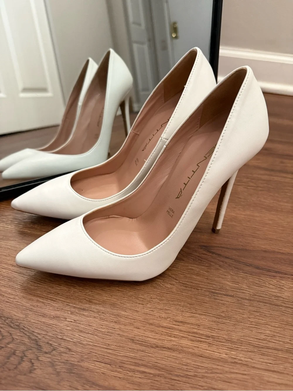 Vernetta White Pointed-Toe Leather Stiletto Heels